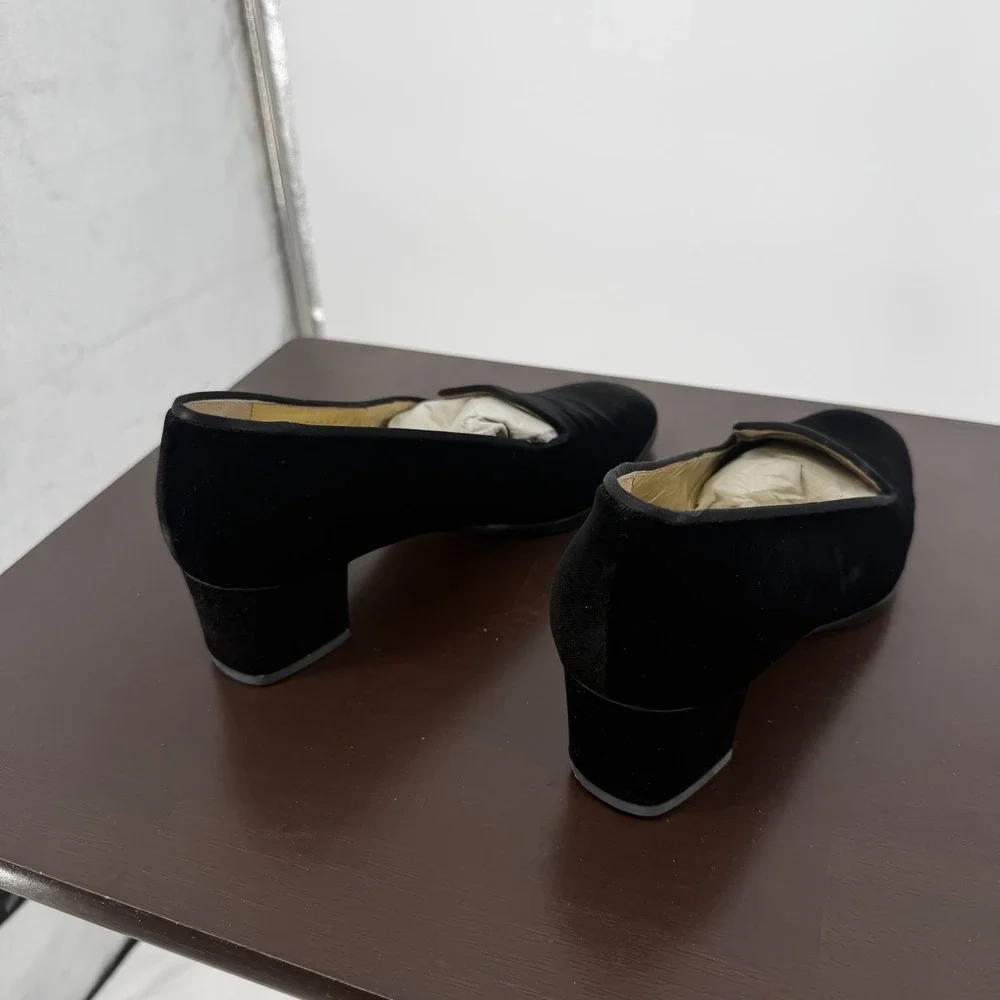 VTG Bottega Veneta‎ Sz 7.5B Black Velvet Classic Low Block Heel W/ Box & Dustbag